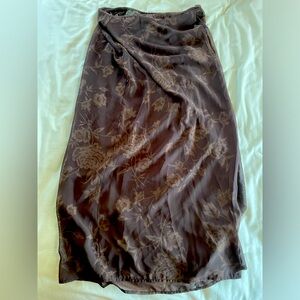 Flowy floral brown maxi skirt